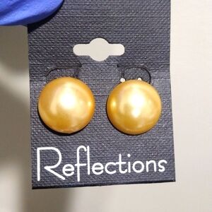 Women's Stunning Gold-Tone Circle Shape Design Stud Earrings, 0.5-inch